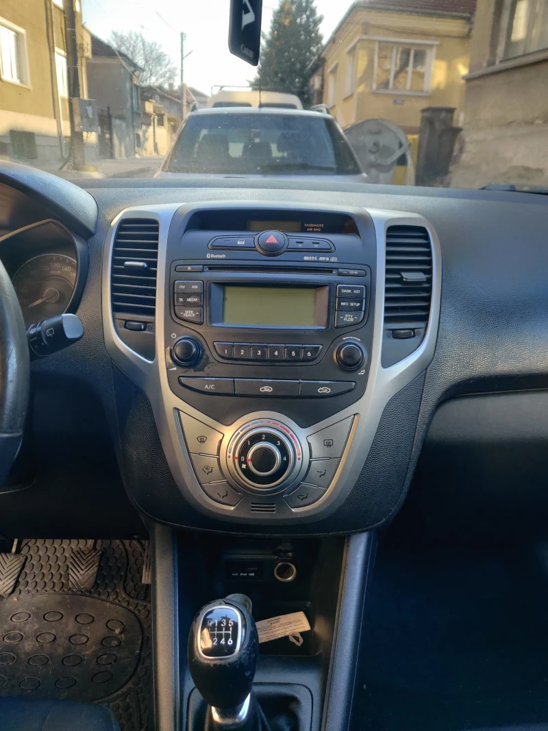 Hyundai Ix20 1.4 CRDi, снимка 8 - Автомобили и джипове - 52938634