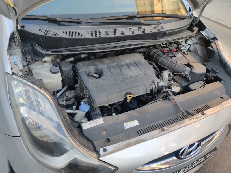 Hyundai Ix20 1.4 CRDi, снимка 15 - Автомобили и джипове - 52938634