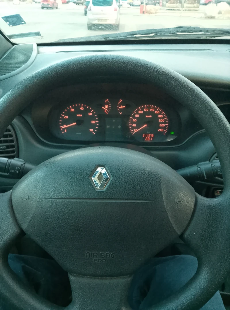 Renault Scenic, снимка 2 - Автомобили и джипове - 52944746