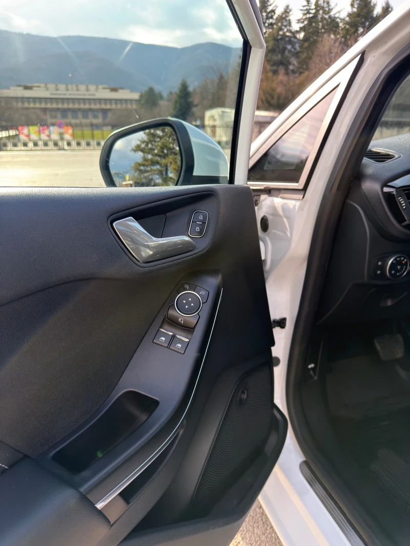 Ford Fiesta, снимка 13 - Автомобили и джипове - 52974502