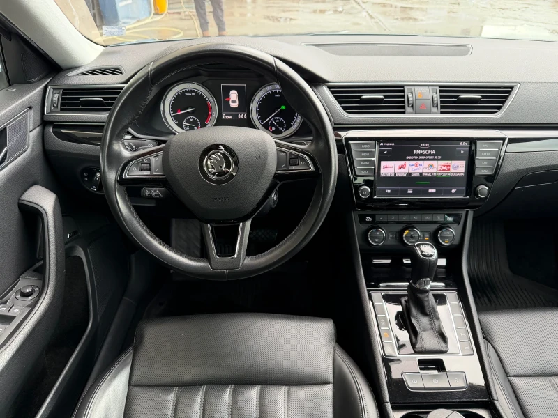 Skoda Superb L&K/2.0TSI/280к.с./4х4/Автомат, снимка 9 - Автомобили и джипове - 53300914