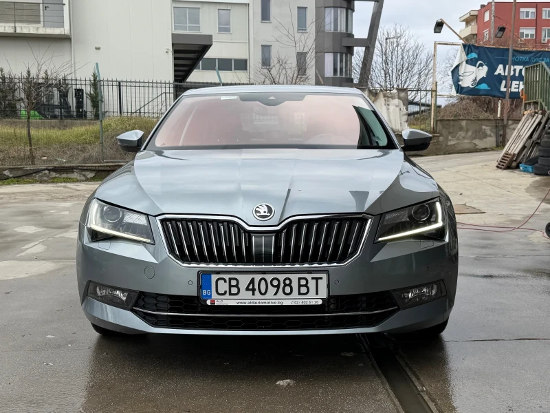 Skoda Superb L&K/2.0TSI/280к.с./4х4/Автомат, снимка 5 - Автомобили и джипове - 53300914
