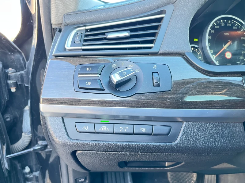 BMW 740 740 D Xdrive 313 kc, снимка 7 - Автомобили и джипове - 53400961