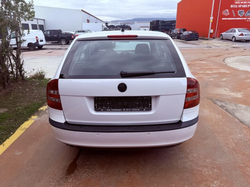 Skoda Octavia 1.6 старият!!!Има Регистрация!!!, снимка 5 - Автомобили и джипове - 53475159