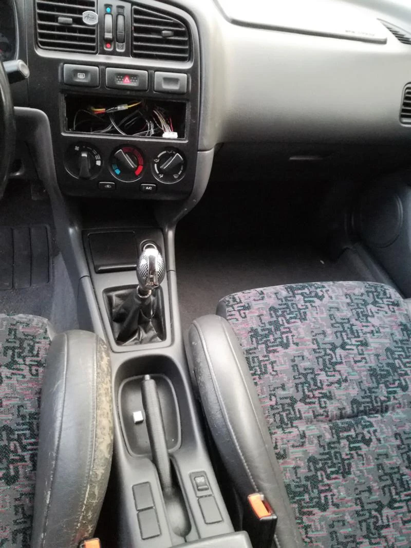 Nissan Primera 2.0 GT, снимка 10 - Автомобили и джипове - 47606929