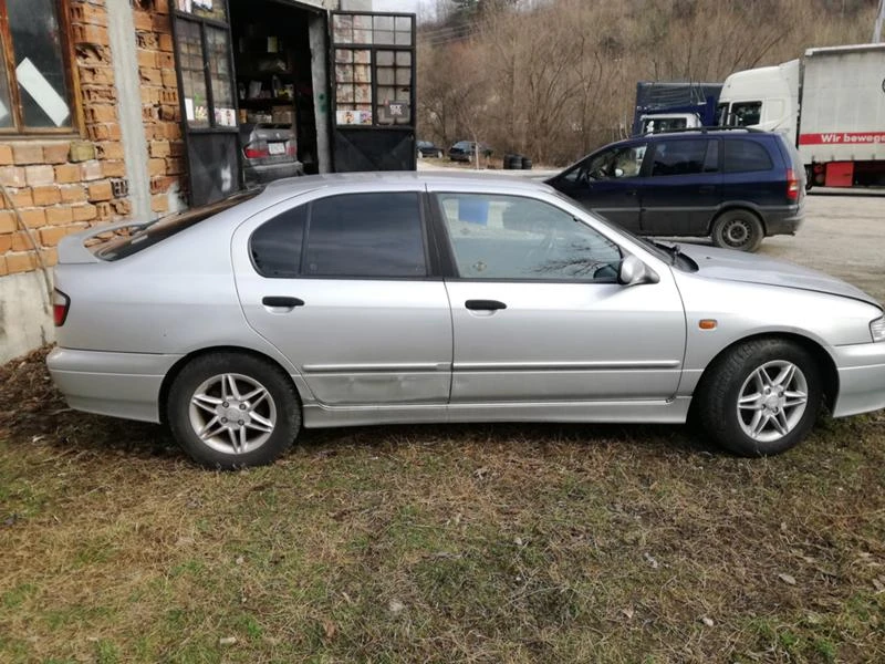 Nissan Primera 2.0 GT, снимка 4 - Автомобили и джипове - 47606929