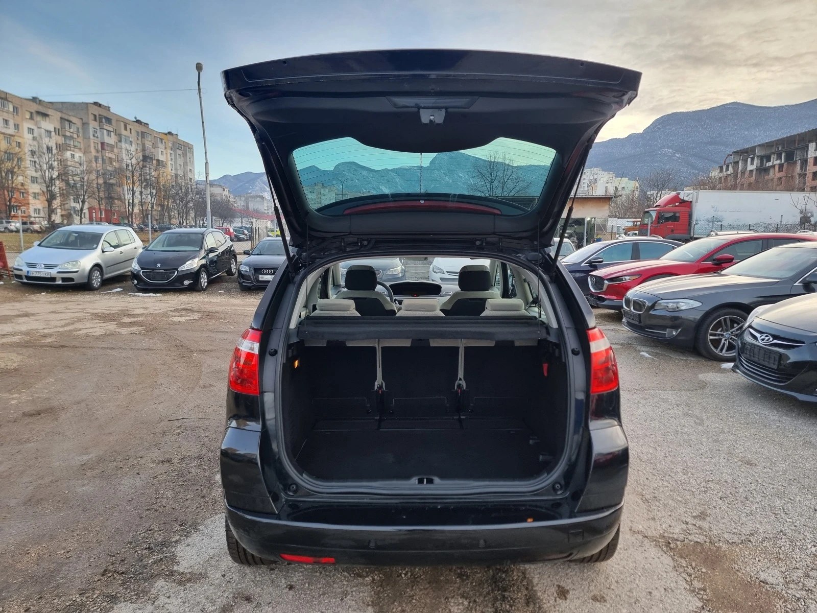 Citroen C4 Picasso 1.6HDI  | Mobile.bg — изображение 13