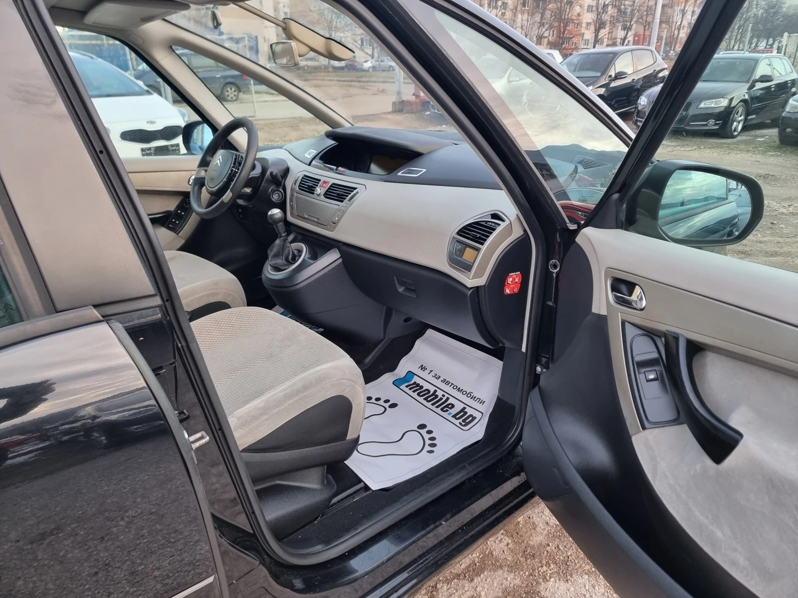 Citroen C4 Picasso 1.6HDI  | Mobile.bg — изображение 15