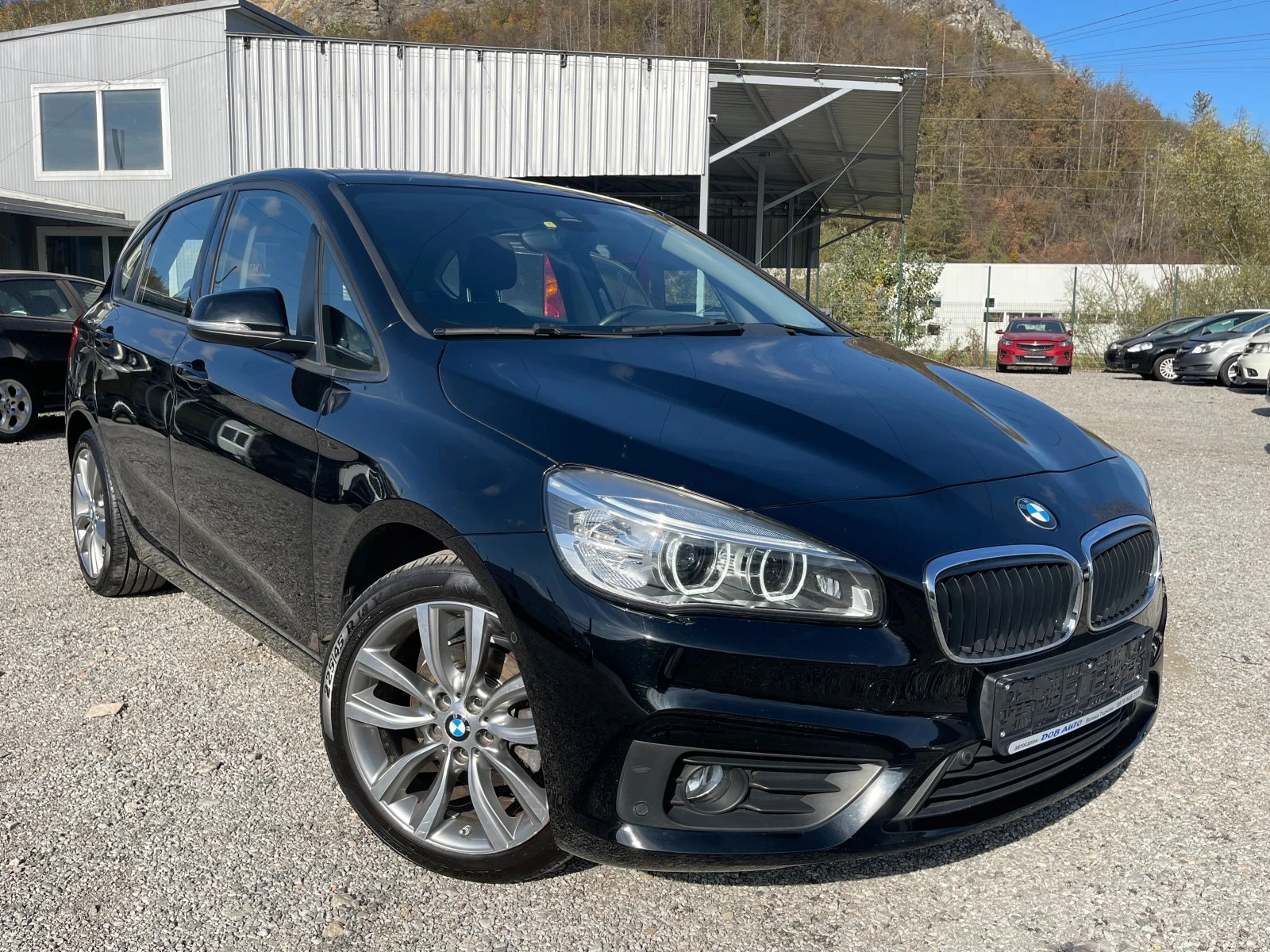 BMW 216 САМОПАРКИРАНЕ-NAVI-LED-ПАРКТРОНИК-146000km - изображение 6