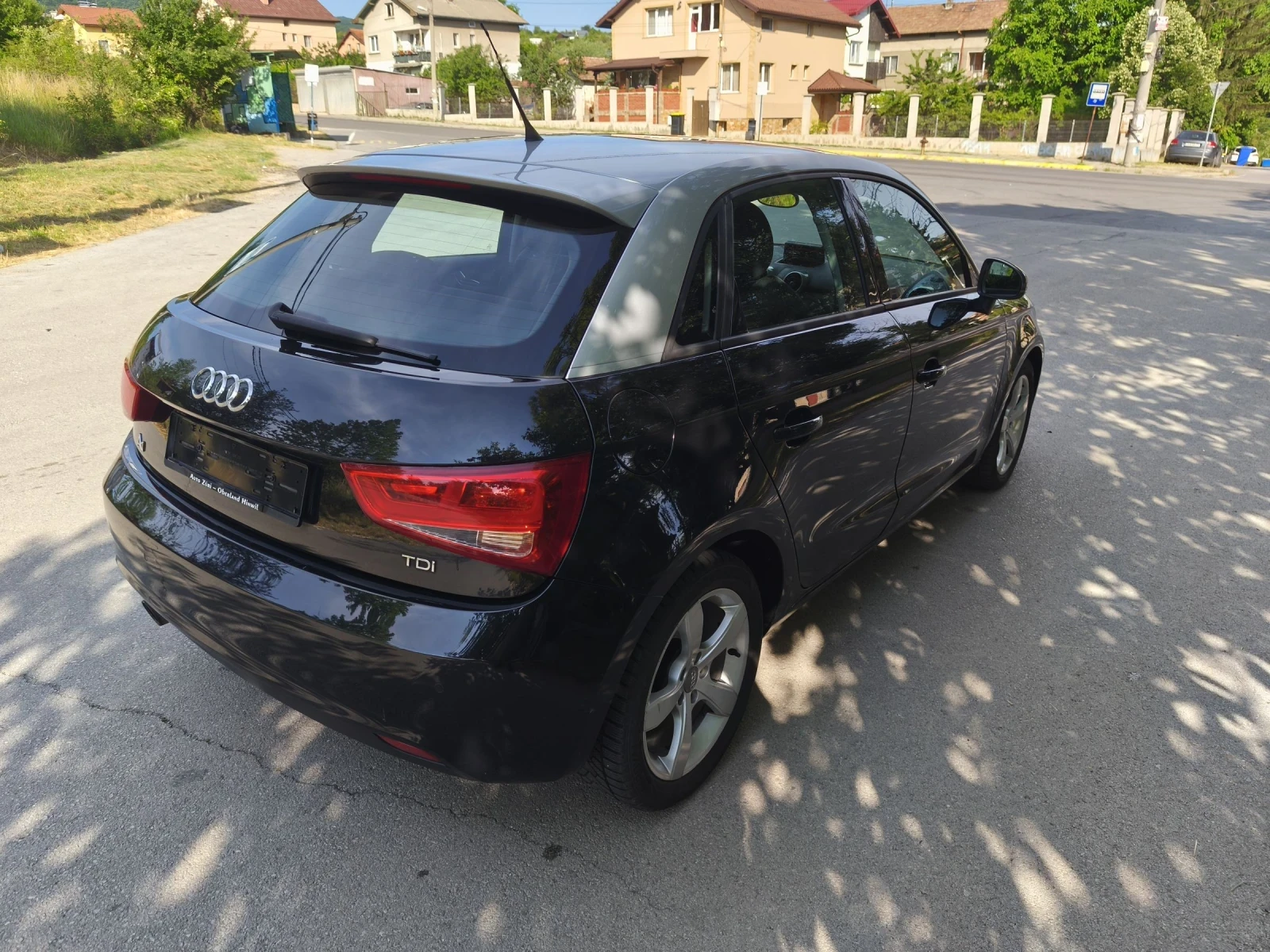 Audi A1 1.6 TDI 105 к.с. - изображение 3