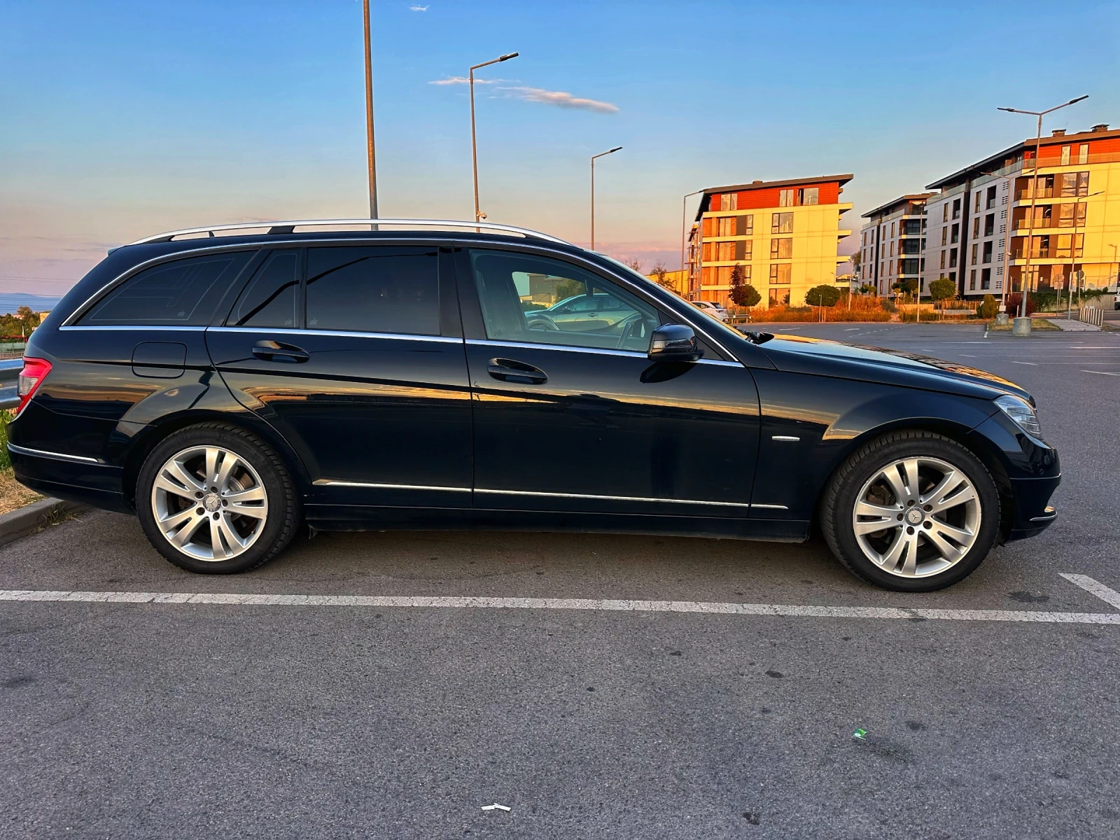 Mercedes-Benz C 220 ОМ646 ТОП състояние - изображение 4