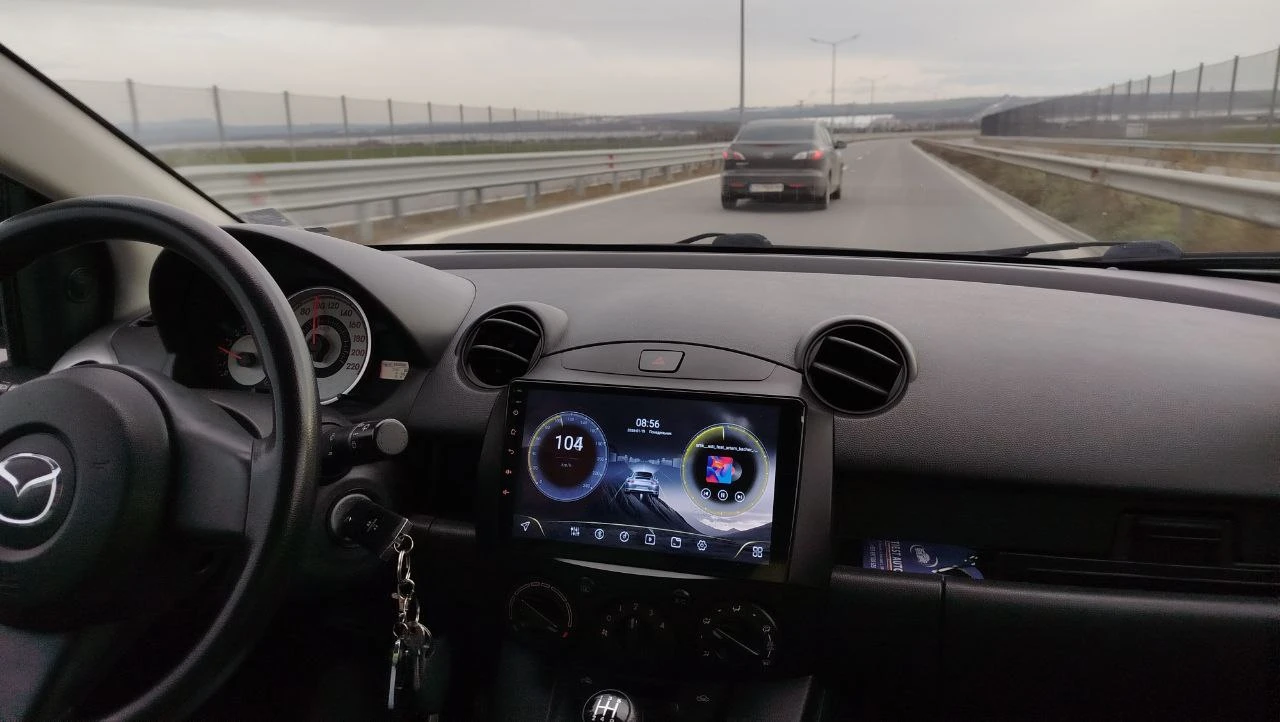 Mazda 2  - изображение 5