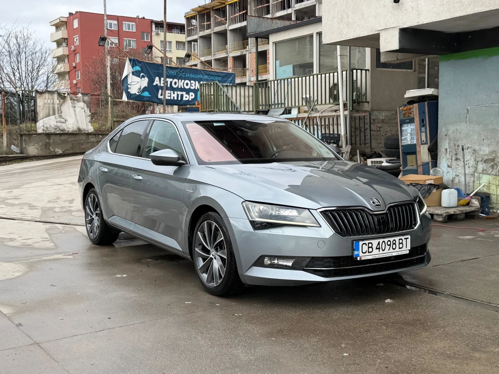 Skoda Superb L&K/2.0TSI/280к.с./4х4/Автомат - изображение 3