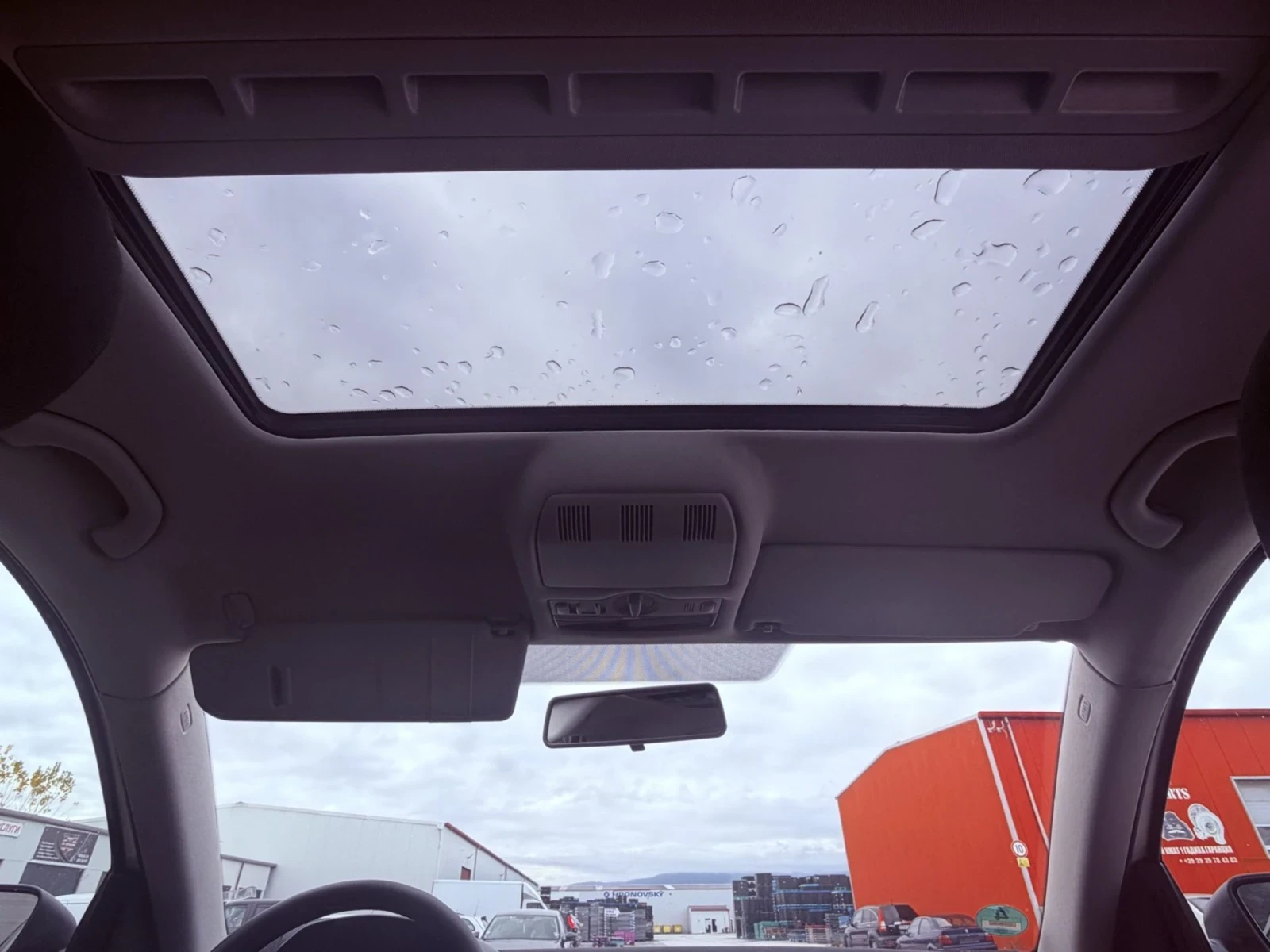 Skoda Octavia 1.6 старият!!!Има Регистрация!!! - изображение 10