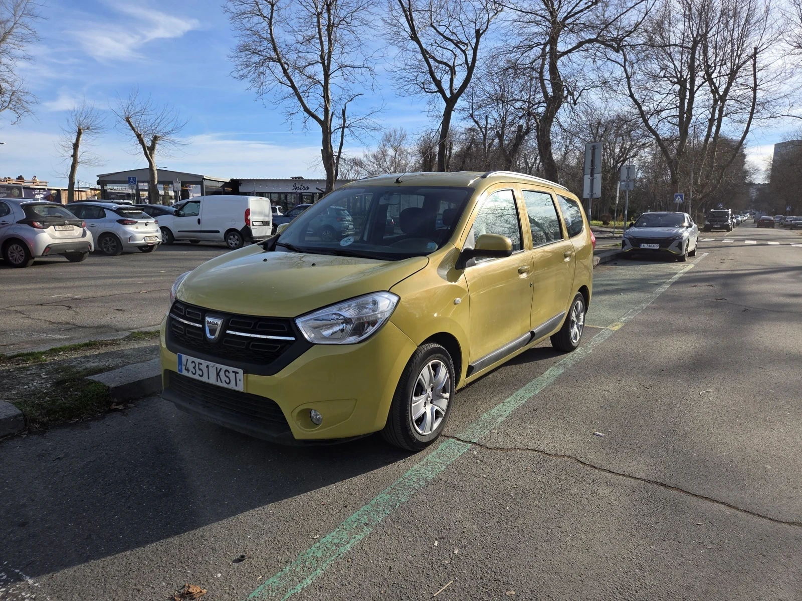 Dacia Lodgy 1.6 Фабрична Газ (2019) - изображение 4