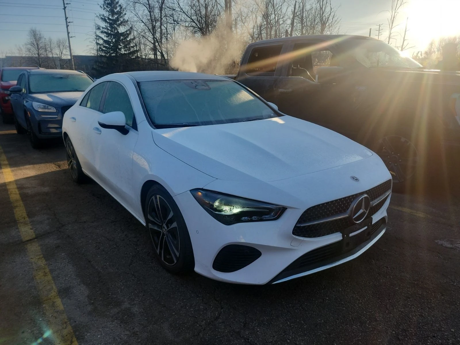 Mercedes-Benz CLA 250 С РЕГИСТРАЦИЯ & АВТО КРЕДИТ, снимка 2 - Автомобили и джипове - 53812067