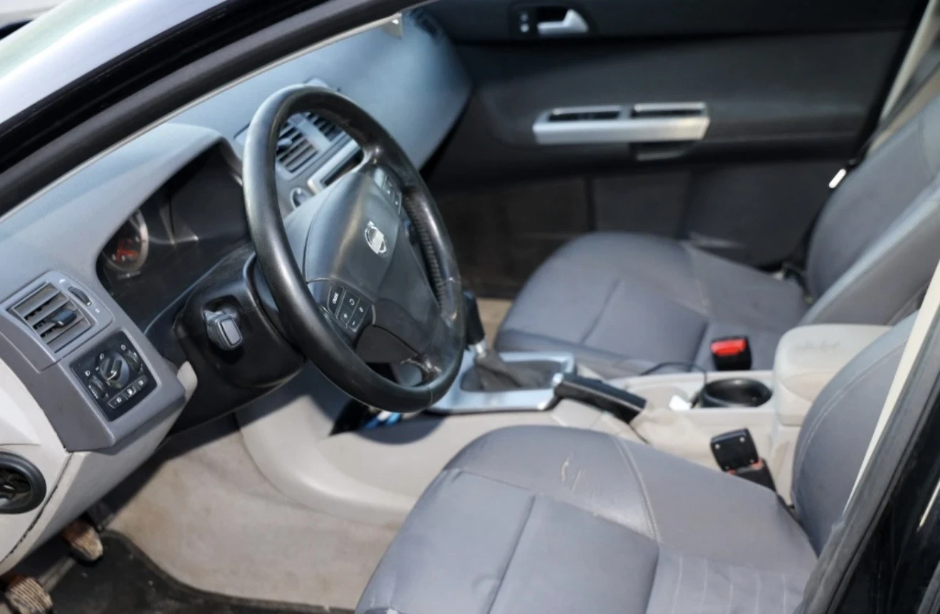 Volvo S40 2.0 D, снимка 5 - Автомобили и джипове - 53939744