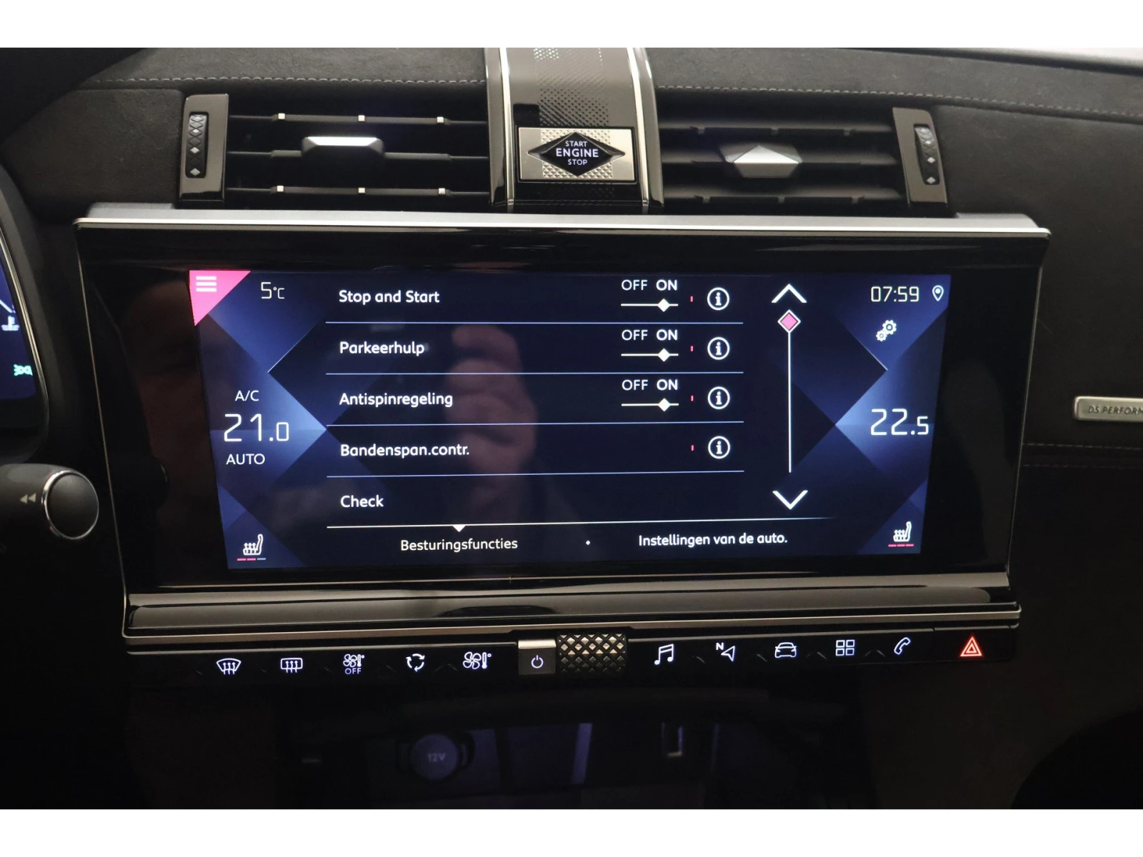 DS DS 7 Performance Line , снимка 8 - Автомобили и джипове - 53962295