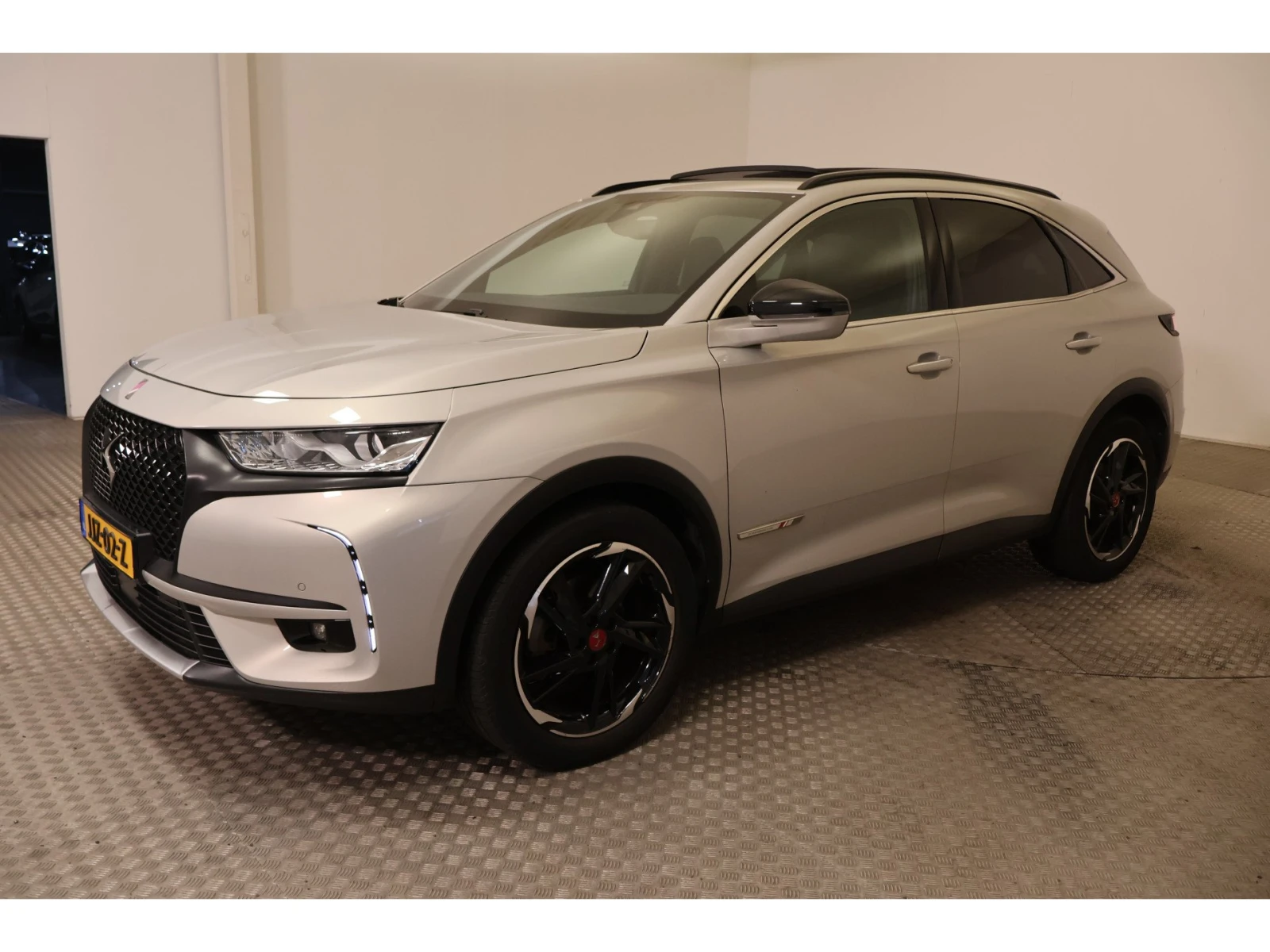 DS DS 7 Performance Line , снимка 4 - Автомобили и джипове - 53962295