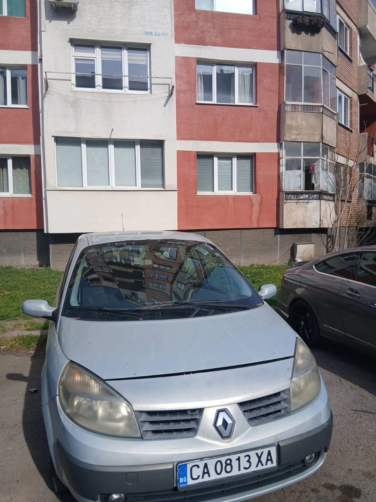 Renault Scenic 1.9 dci, снимка 3 - Автомобили и джипове - 54028320