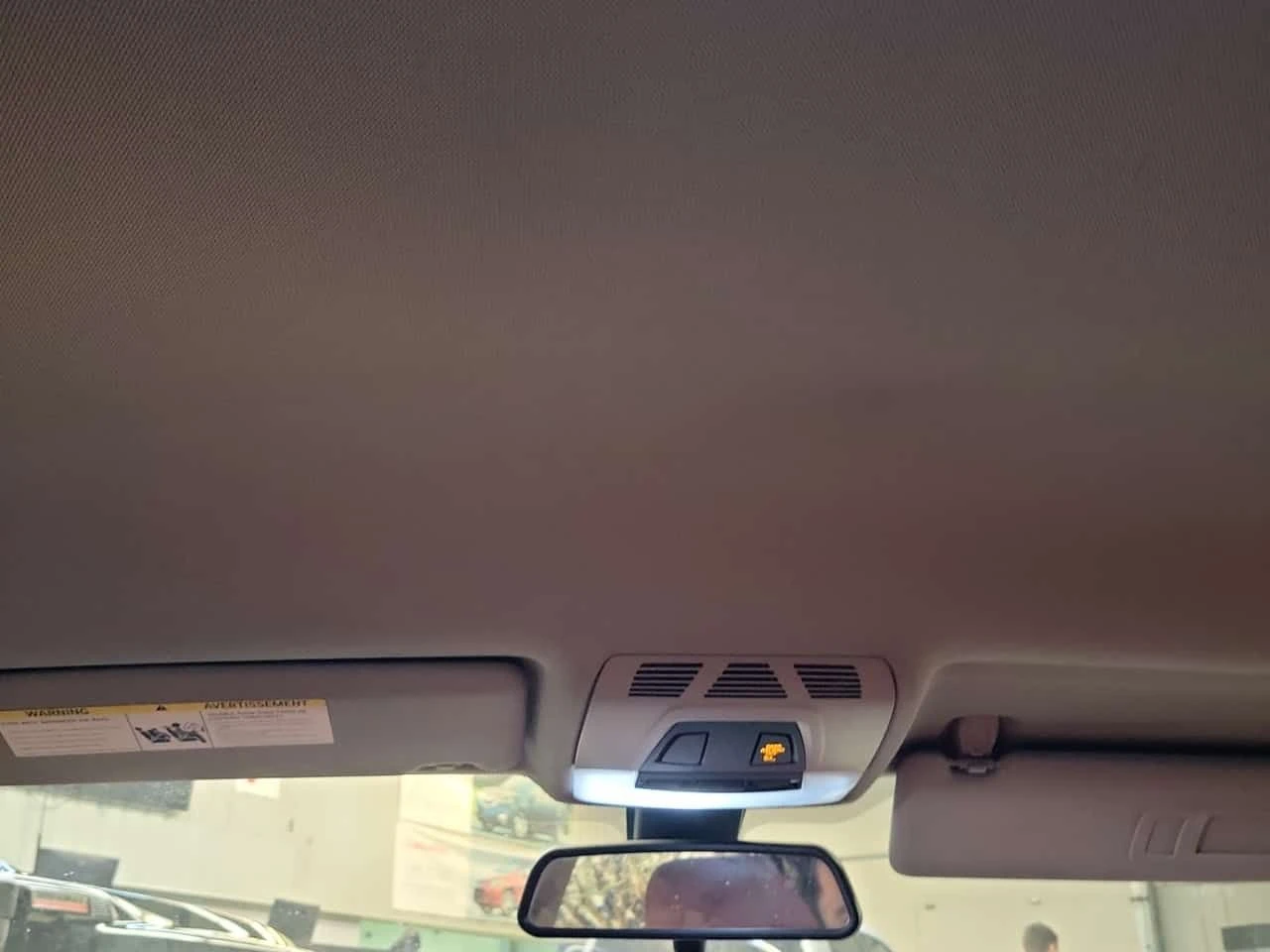 BMW 320 * XDRIVE * CARFAX * ���������������� * 2 ����� | Mobile.bg � ����������� 12