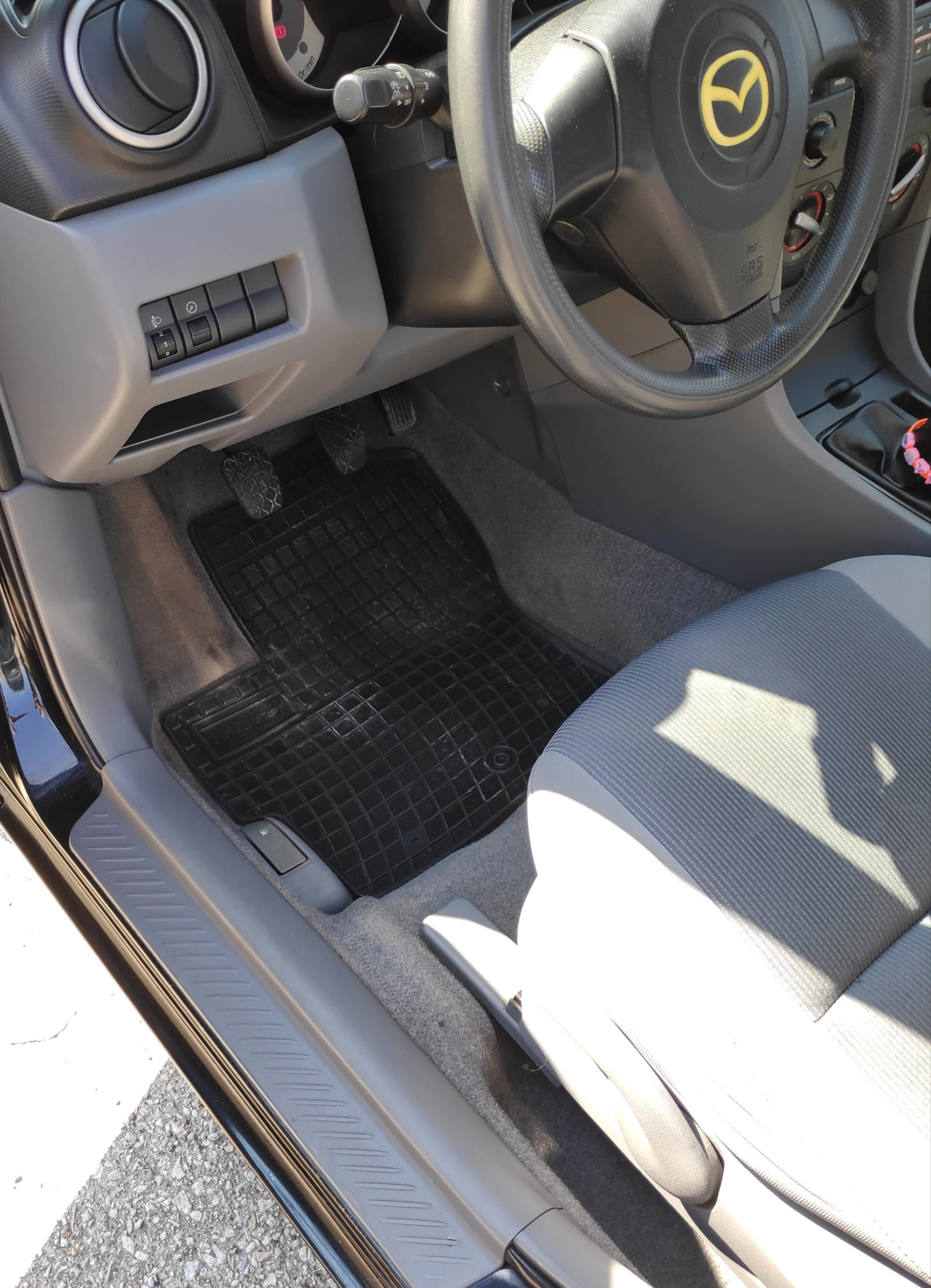 Mazda 3 BK Facelift, снимка 9 - Автомобили и джипове - 54099672