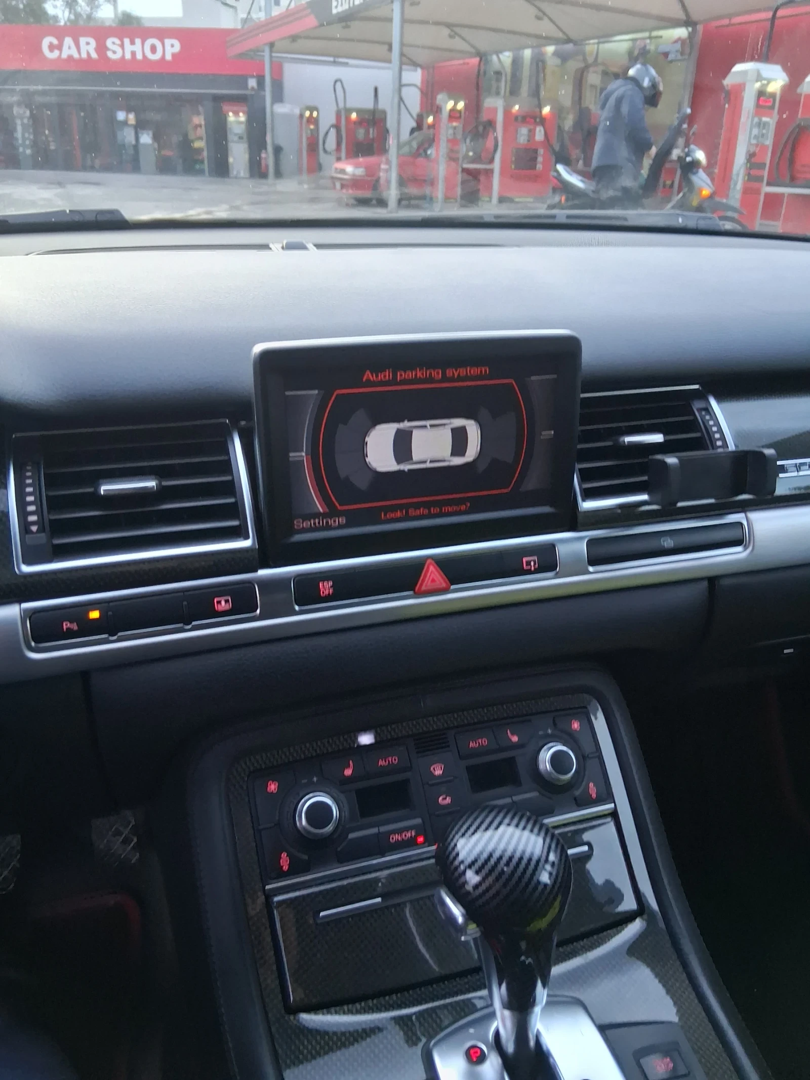 Audi S8, снимка 2 - Автомобили и джипове - 54170297