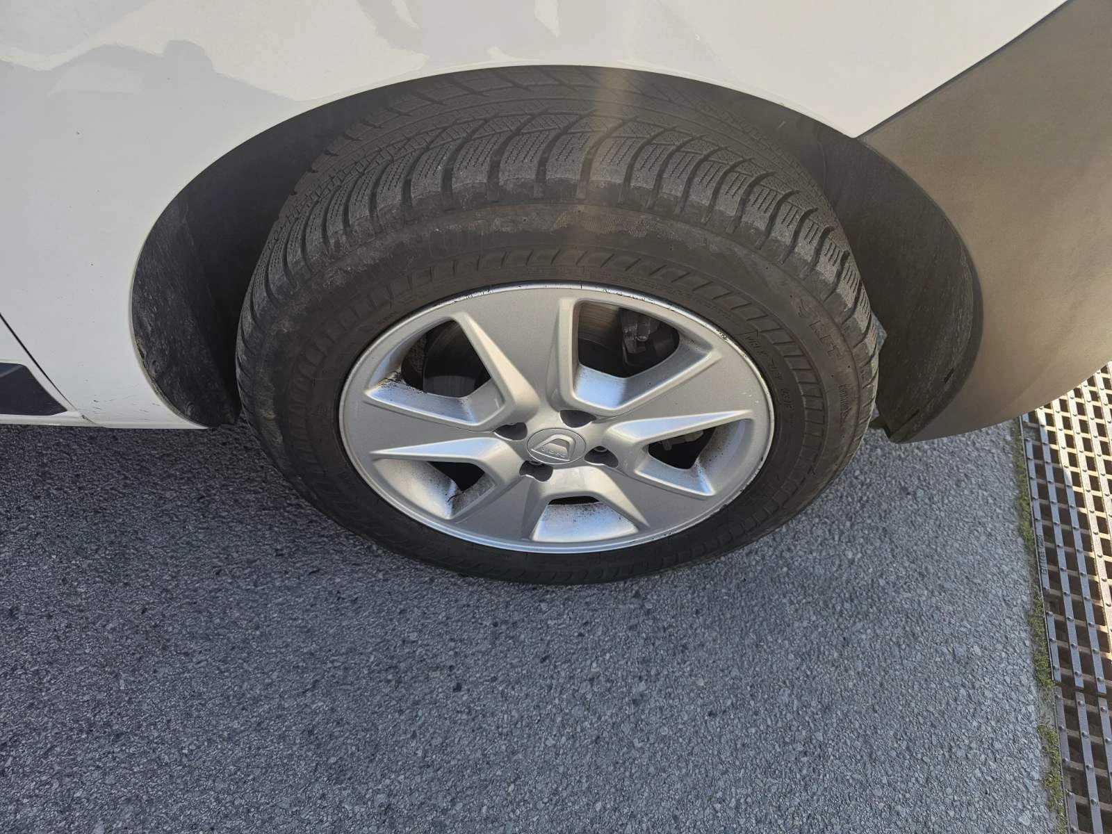 Dacia Dokker dCi 95 к.с. Дизел Stop & Start, снимка 14 - Автомобили и джипове - 54358758