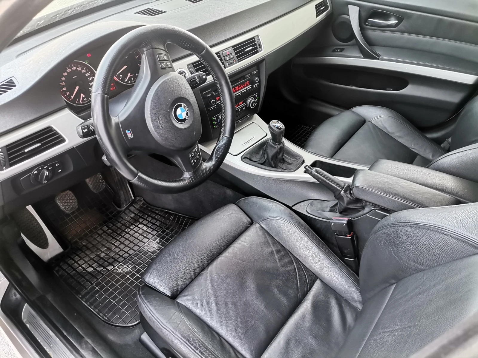BMW 330, снимка 2 - Автомобили и джипове - 54477112