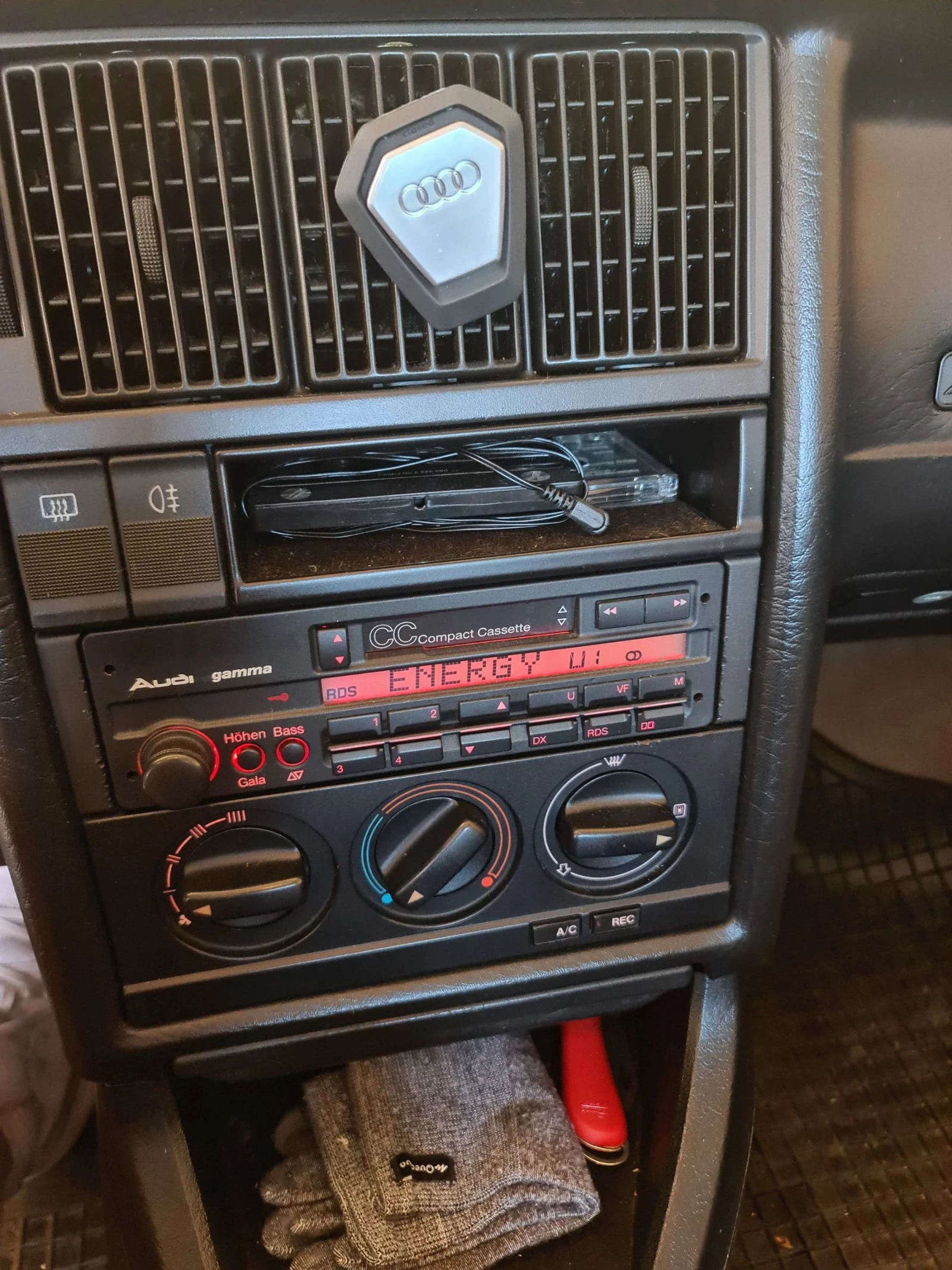 Audi 80 1.8 E 112��. | Mobile.bg � ����������� 6