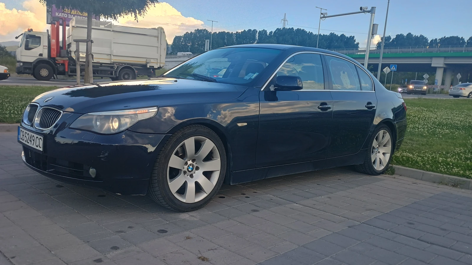 BMW 525 E60 Facelift, снимка 6 - Автомобили и джипове - 54990384