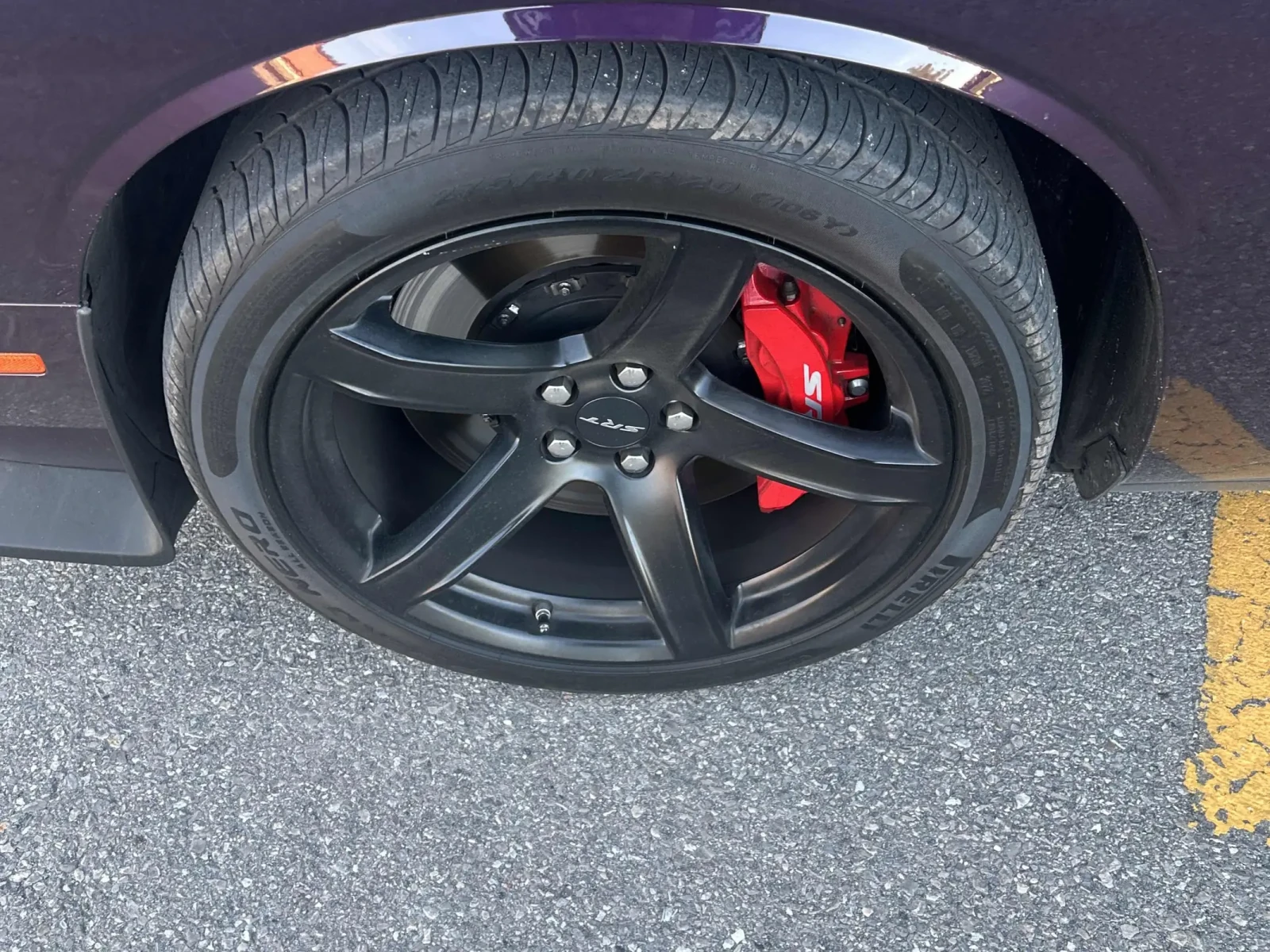 Dodge Challenger SRT Hellcat 6.2 HEMI V8* ЧИСТ CARFAX* ЧИСТО НОВА!!, снимка 7 - Автомобили и джипове - 55011479