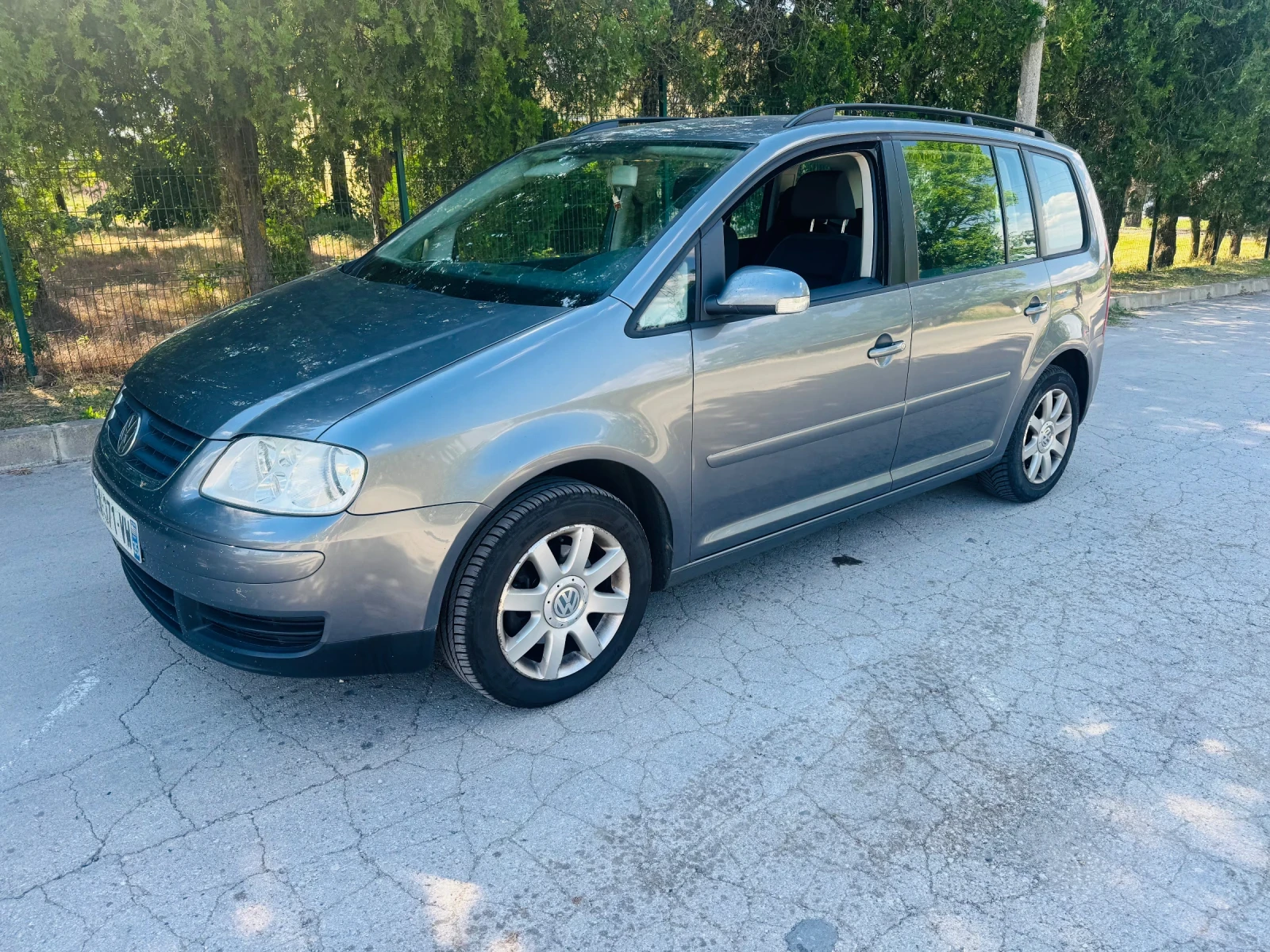 VW Touran Нов внос реални километри нова турбина 