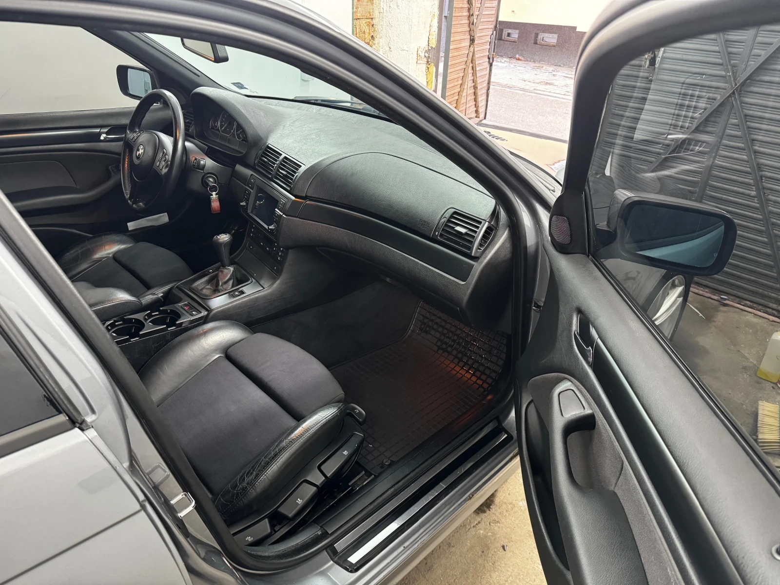 BMW 320 6 скорости ЕВРО 4 Навигация Рекаро , снимка 7 - Автомобили и джипове - 55284520
