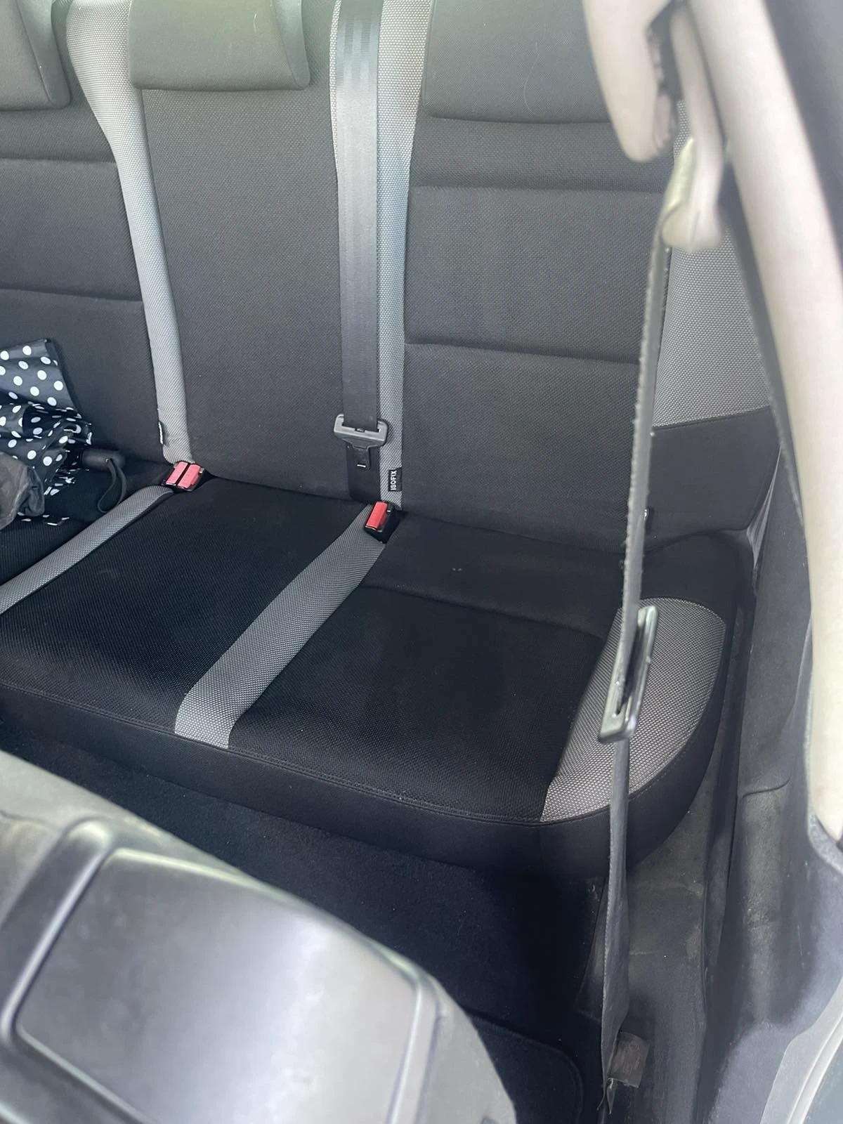 Peugeot 207 1.6 HDI, снимка 8 - Автомобили и джипове - 55768044