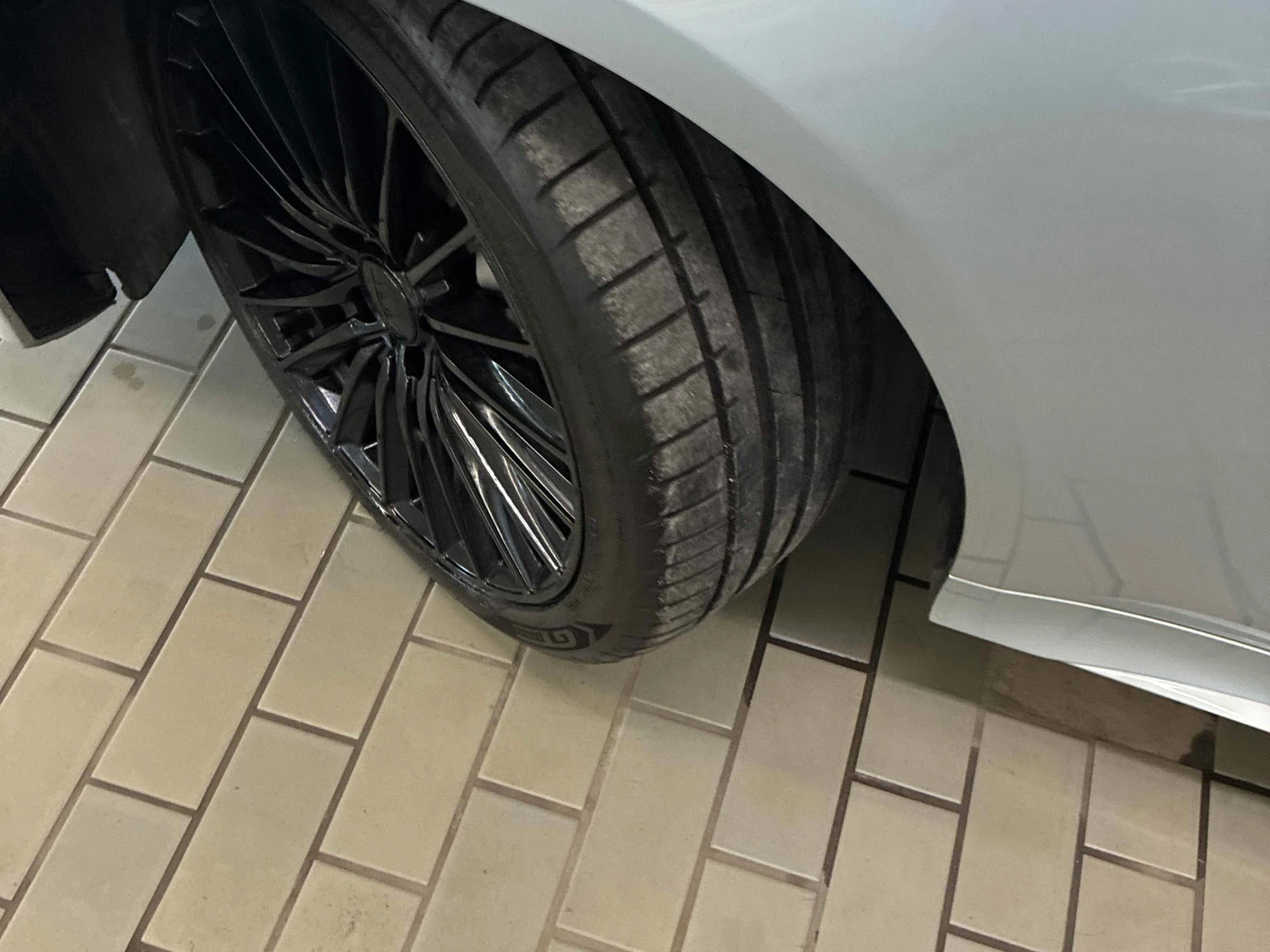Mercedes-Benz CLS 450 4MATIC * BURMESTER* ДИСТРОНИК* 360 КАМЕРА* ОБДУХВА, снимка 6 - Автомобили и джипове - 55936356