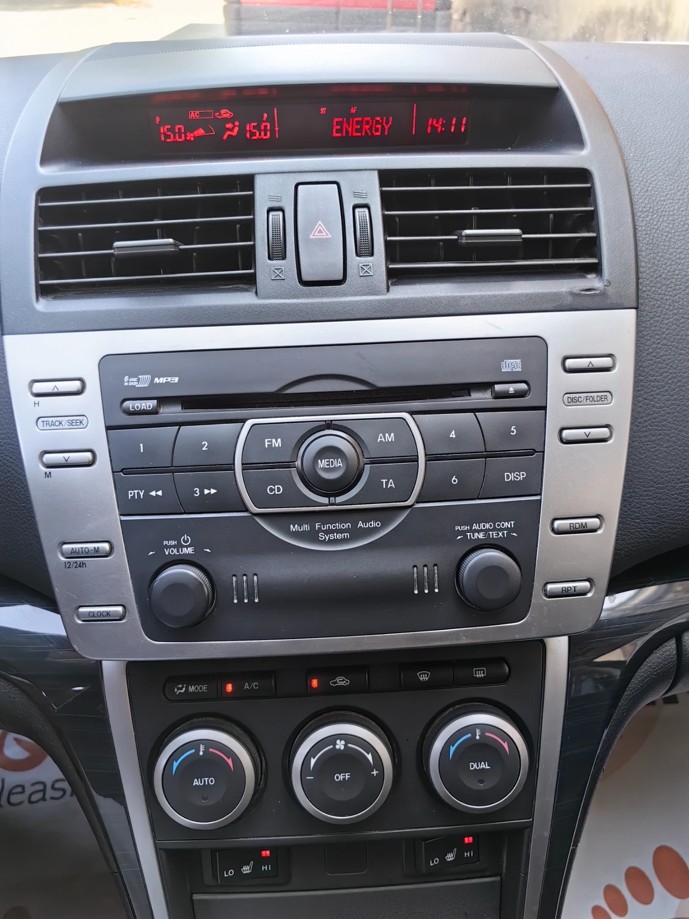 Mazda 6 2.5 бензин 170 кс, Отлична , снимка 11 - Автомобили и джипове - 55994709