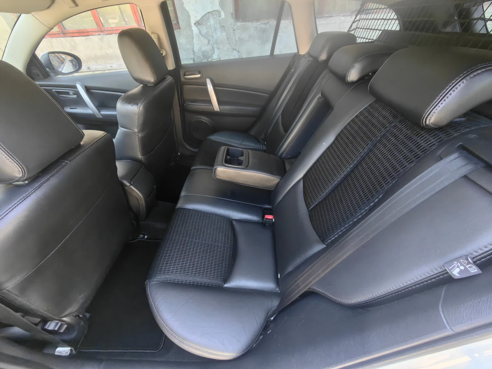 Mazda 6 2.5 бензин 170 кс, Отлична , снимка 17 - Автомобили и джипове - 55994709