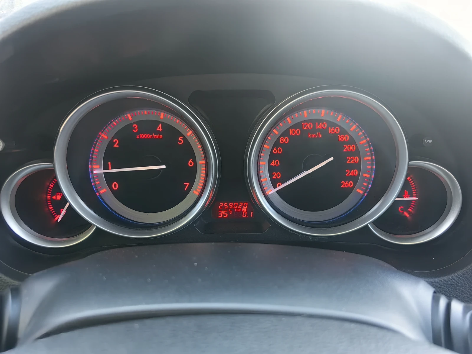 Mazda 6 2.5 бензин 170 кс, Отлична , снимка 11 - Автомобили и джипове - 55994709