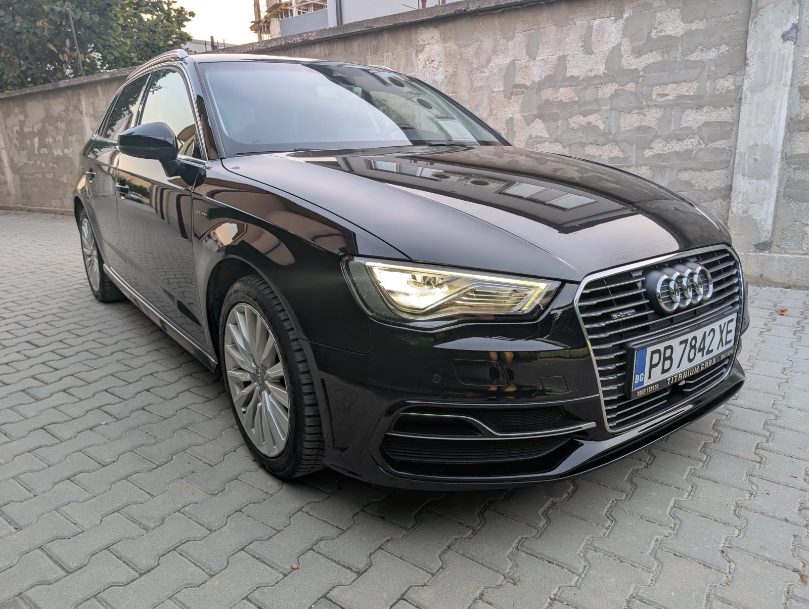 Audi A3 E-Tron 204кс.* Дистроник* Подгрев* Камера* LED, снимка 4 - Автомобили и джипове - 56208341