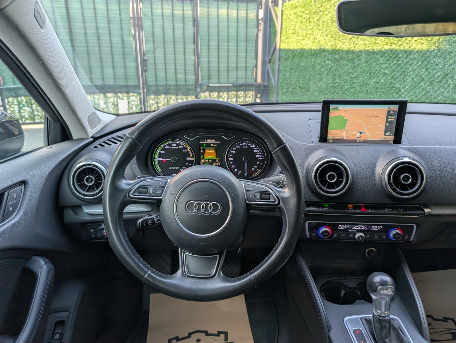 Audi A3 E-Tron 204кс.* Дистроник* Подгрев* Камера* LED, снимка 10 - Автомобили и джипове - 56208341