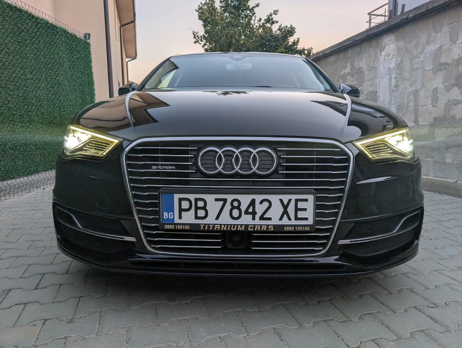 Audi A3 E-Tron 204кс.* Дистроник* Подгрев* Камера* LED, снимка 2 - Автомобили и джипове - 56208341