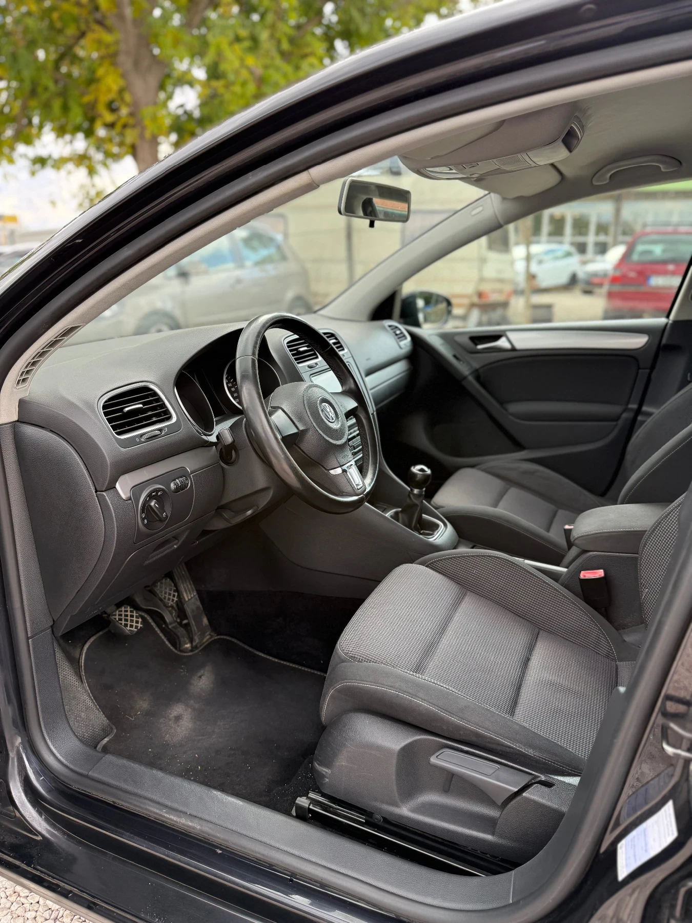 VW Golf VW Golf 6 1.4 бензин, снимка 13 - Автомобили и джипове - 56311285