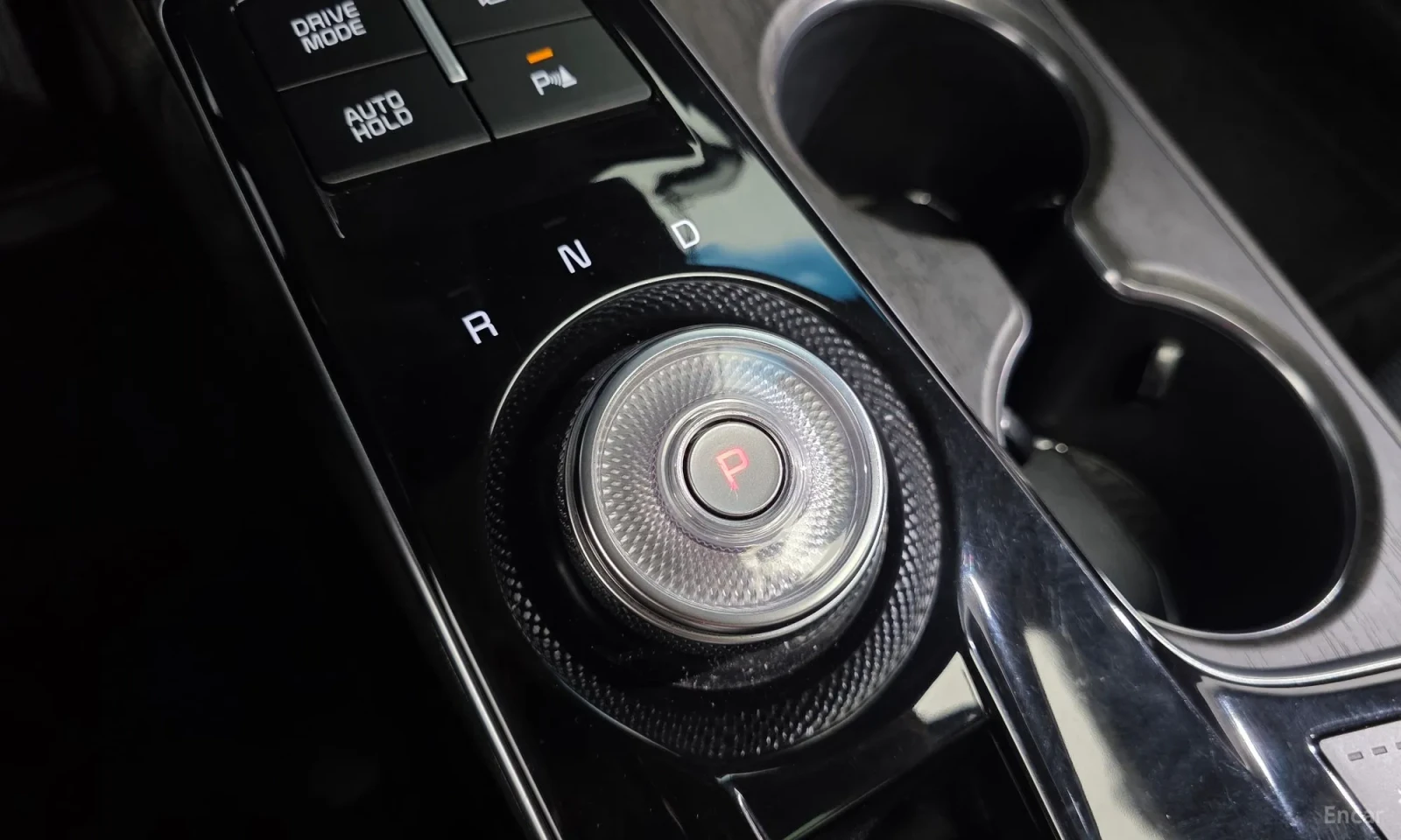 Kia K8 Noblesse Испълнение\Фулл екстри, снимка 9 - Автомобили и джипове - 56374042