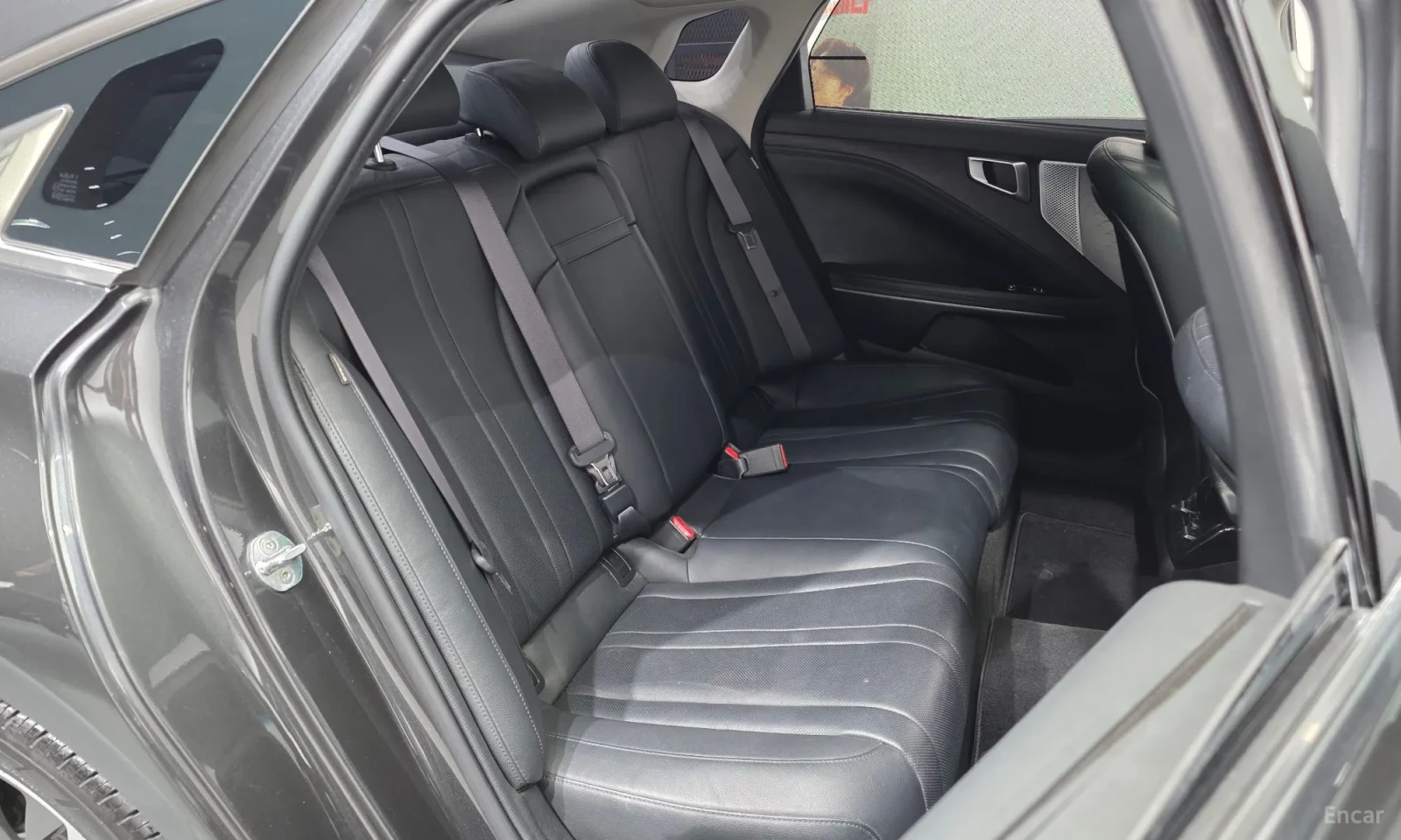 Kia K8 Noblesse Испълнение\Фулл екстри, снимка 12 - Автомобили и джипове - 56374042