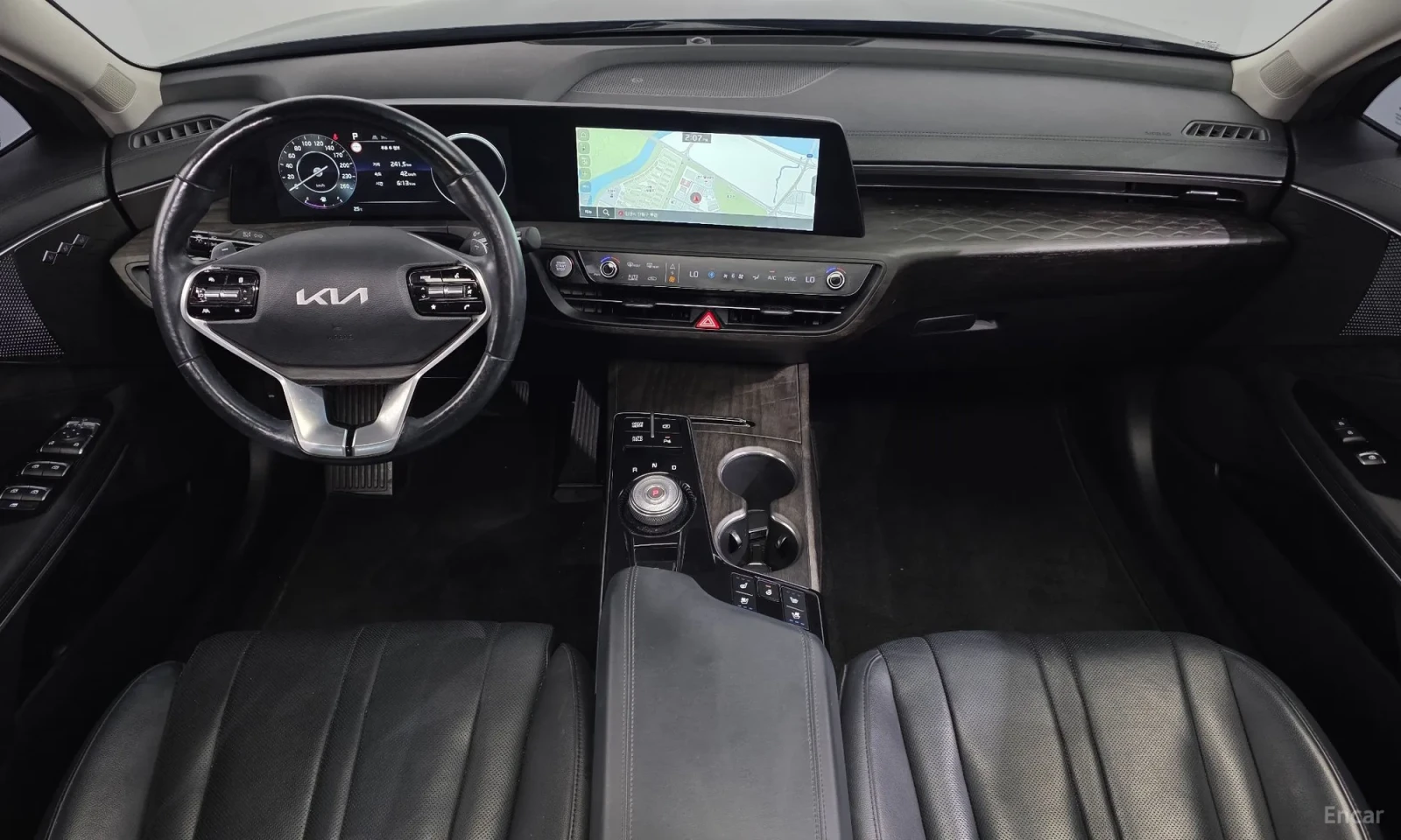Kia K8 Noblesse Испълнение\Фулл екстри, снимка 7 - Автомобили и джипове - 56374042