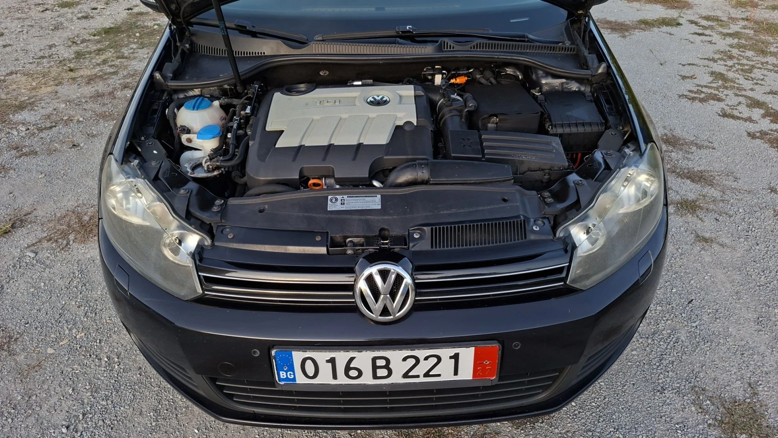 VW Golf 2.0TDI , снимка 9 - Автомобили и джипове - 56436596