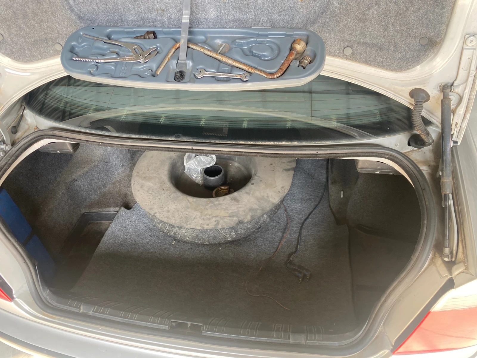 BMW 325 LPG, снимка 8 - Автомобили и джипове - 56578907