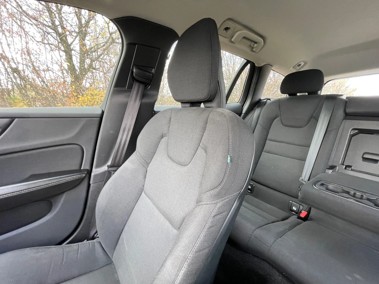 Volvo V60 2.0d Автоматик, снимка 12 - Автомобили и джипове - 56644088
