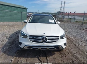  Mercedes-Benz GLC 30...